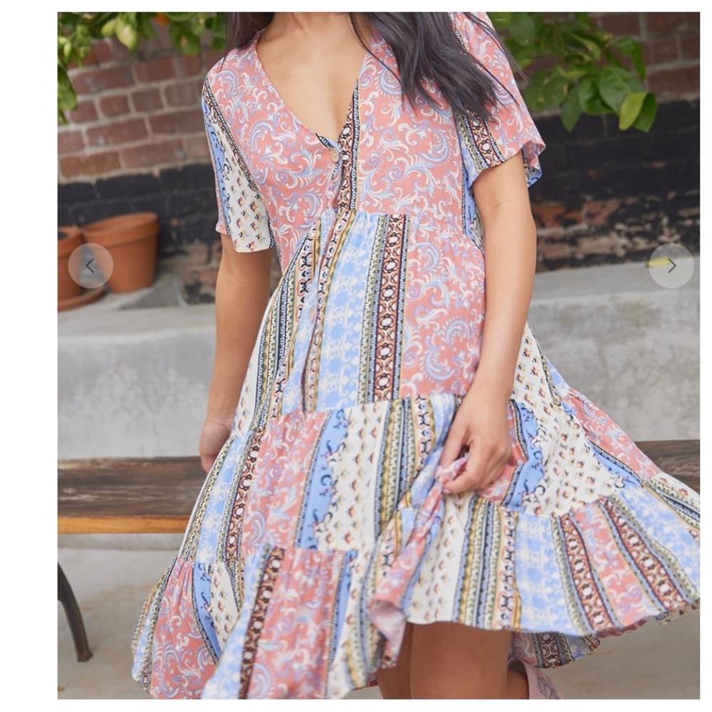 18 Boho V-Neck Border Print Tiered Dress - Picture 6 of 6